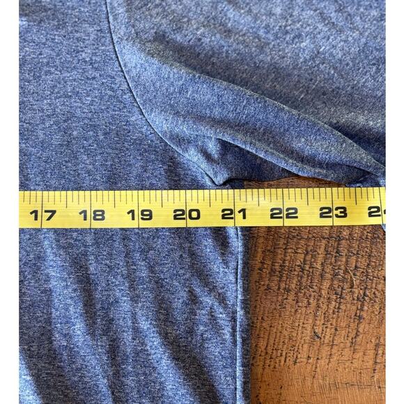 Seattle Seahawks Football NFL Gray Long Sleeve Athletic T-Shirt Size Large - Picture 5 of 7